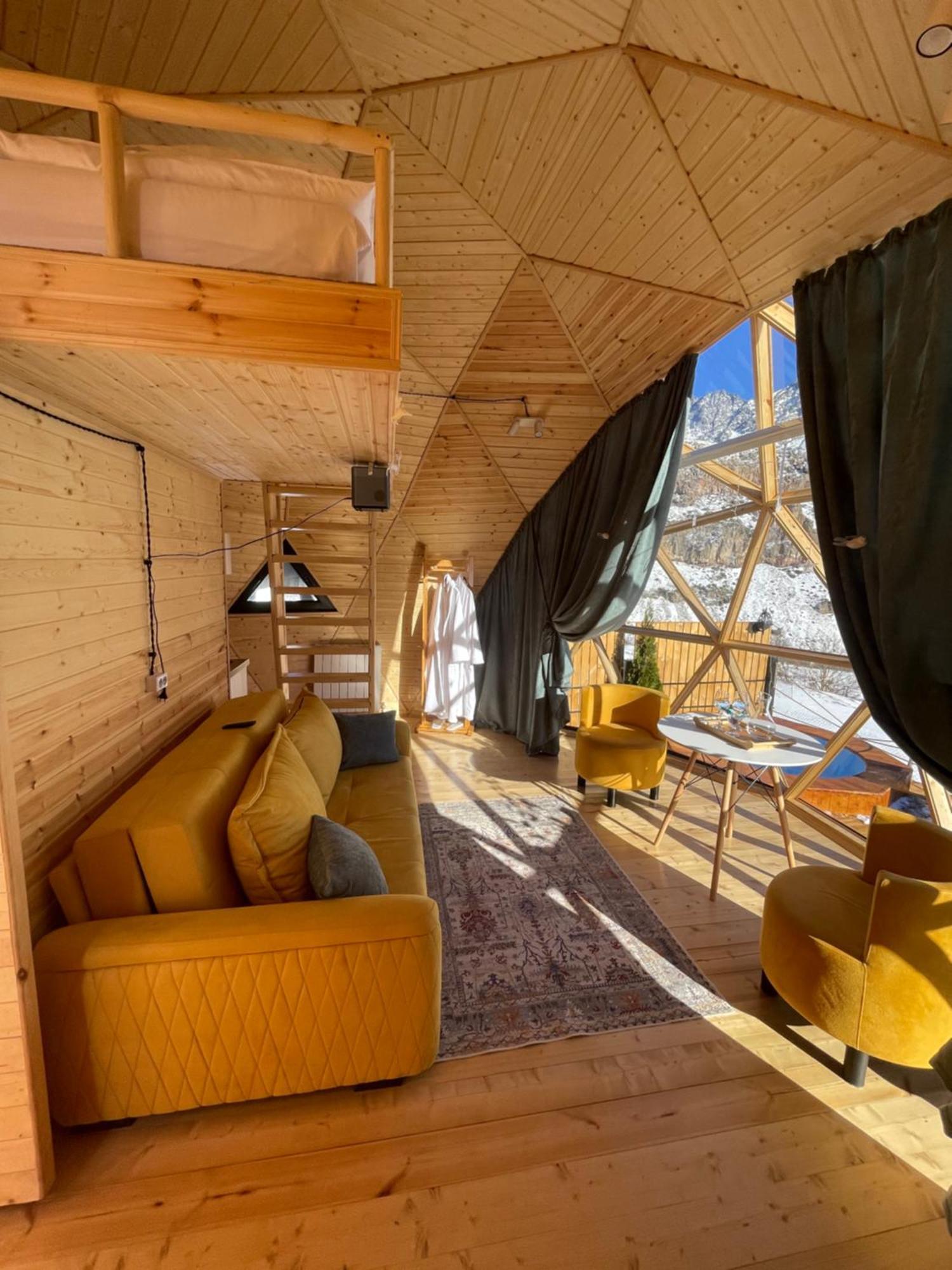 Villa Gabua Glamping à Kazbegi Extérieur photo