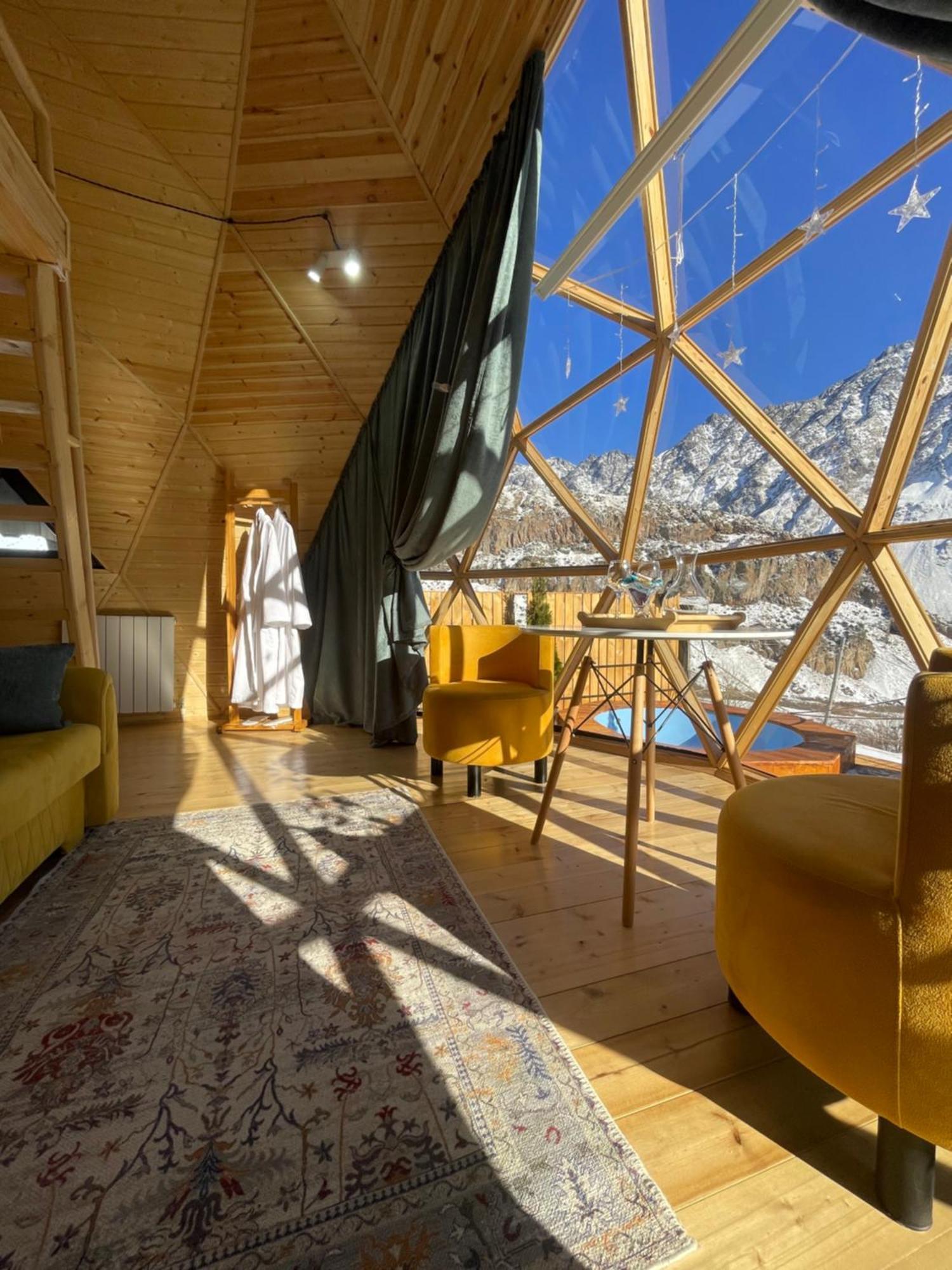 Villa Gabua Glamping à Kazbegi Extérieur photo